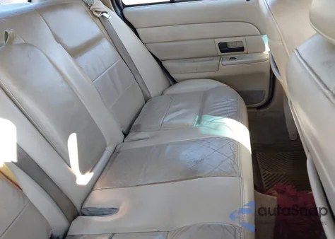 2006 Ford Crown Victoria Lx/Lx Sport from USA, damaged, VIN 2FAFP74W96X155000